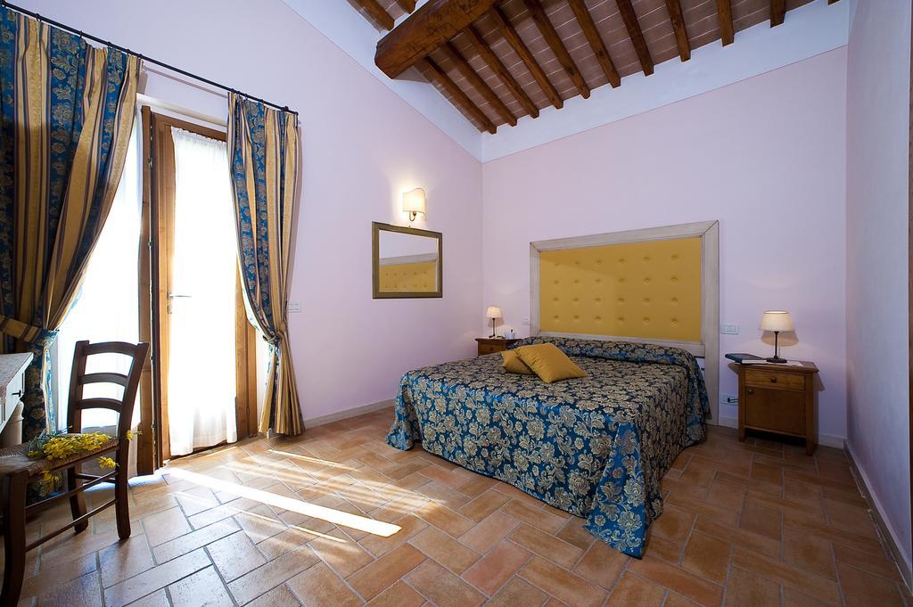 Antica Fonte Resort Casole dʼElsa Pokoj fotografie